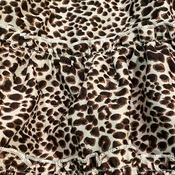Cheetah print ruffle skirt! 🤎 - Picture 8 of 8